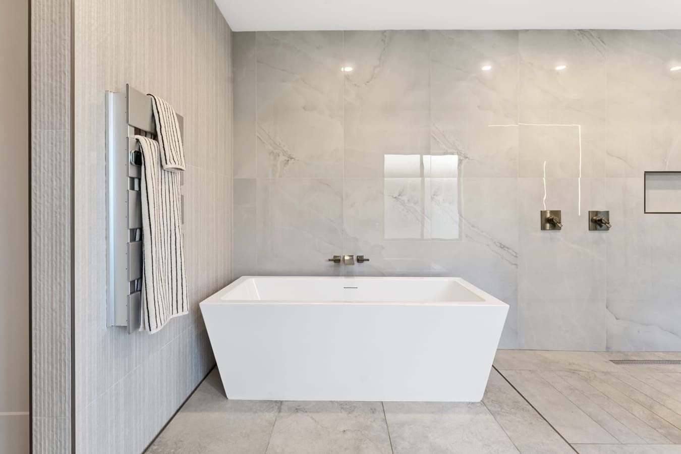 Primary bath with freestanding soaking tub